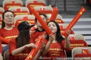 大连山呼海啸助威声，见证男篮红队青春首秀