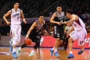 辽粤大战经典回顾：郭艾伦飞天劈扣，杨鸣无奈苦笑，外援对飙引爆全场
