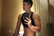 中国金刚芭比孙婧琪：用麒麟臂与六块腹肌，重新定义女性力量之美