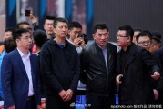 辽篮主帅郭士强现身沈阳街头篮球赛引爆全城激情