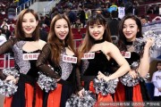 京城赛场上的靓丽风景线 篮球宝贝热舞燃爆五棵松