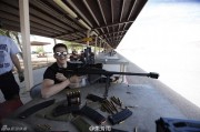篮球场下的“神射手”：朱芳雨美国靶场初体验
