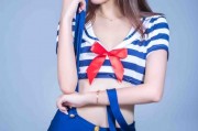 南粤篮球宝贝的水手服助威曲：赛场边的靓丽风景线