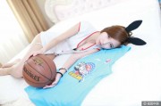 新疆男篮背后的靓丽风景线 啦啦宝贝演绎活力与激情