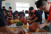 辽篮将士情暖岫岩山村小学 篮球梦想在山沟沟里萌芽