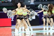 津门赛场炫舞团：篮球宝贝热力绽放，点燃津疆大战激情