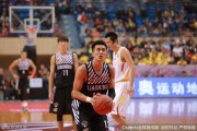辽篮客场大胜同曦 郭艾伦韩德君空接秀引爆全场