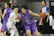 女篮上海滩三分雨浇不熄魔兽三节狂砍五十一分狂潮
