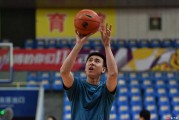 浙江广厦蓄力杭城：回首一七一八赛季的常规赛冠军之路