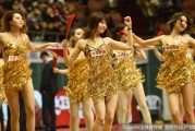 广州篮球宝贝金色旋风，舞动CBA赛场惊艳时刻