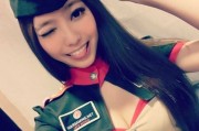 台湾长腿女神张小壹：不只是“腿玩年”，更是自信的时尚诠释者
