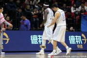 折戟红山：布拉切伤退之夜，卫冕冠军的脊梁与隐痛
