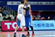 弗神超越姚明之夜大胜四川，刘炜回家上海滩奏凯歌