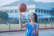 再见少年感：汕大晴子任丹妮的篮球与光影诗