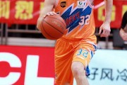 深圳烈豹主场大胜上海大鲨鱼，豪取五连胜