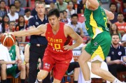 忆中国男篮峥嵘岁月：宫鲁鸣挂帅的铁血一代与他们的拼搏印记