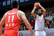 血与火的赞歌：回首2015赛季大帝与大王的篮下厮杀，那些不屈的面庞