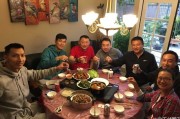 万里之外的家宴易建联王仕鹏携众友美国相聚共饮国酒叙旧情