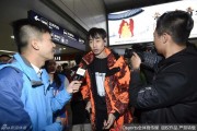 蜀地荣光：2016年四川金强男篮冠军归来与球迷的温情时刻