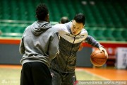 天山雄鹰蓄势待发：可兰白克领衔新疆男篮赛前冲刺，剑指泉城关键一役