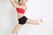 齐鲁热舞耀篮途：山东高速炫舞团啦啦队用指尖旋球舞动青春风暴