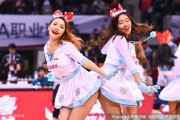 深圳烈豹主场篮球宝贝热力四射，网袜短裙舞动德比战