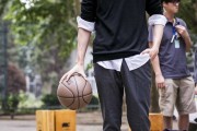 银幕上的篮球少年，吴亦凡演绎夏木的静谧与热血
