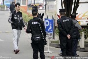 特警护航显决心 四川男篮平静备战总决赛