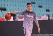 韩德君领衔辽篮赛前备战 功夫熊猫笑迎关键战役