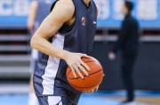 京城寒冬汗水铸利刃·汉密尔顿领衔首钢冲刺季后赛