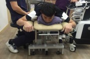 刘晓宇赴港“返厂维修”：腰伤下的坚韧与等待