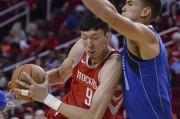 大魔王首秀送麻辣火锅，周琦携七分钟拼劲点亮火箭主场
