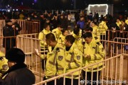 本溪公安消防齐助阵，辽篮主场大捷敬英雄
