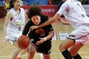 军旅玫瑰主场绽放，豪取大胜稳固季后赛席位