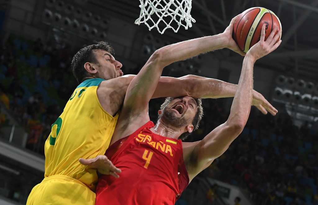 2016奥运会男篮中国vs美国：57分差距见证中美篮球鸿沟