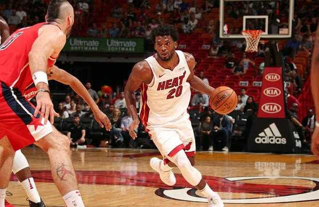 2018年NBA骑士VS黄蜂：詹姆斯追平乔丹神迹之夜，沃克泪洒主场？