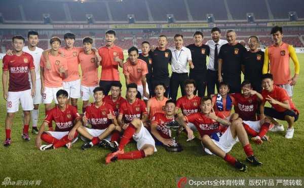 恒大VS大连比分预测 + 8冠王保级危机遭遇新势力冲击，谁能主导赛场？